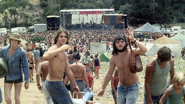 Crowds at Sunbury Pop Festival in 1974. 