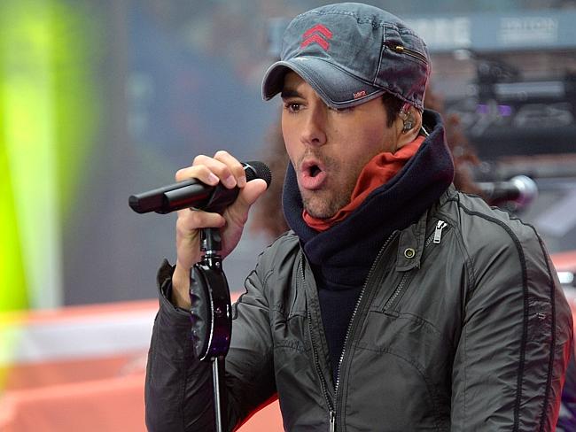 Enrique Iglesias.