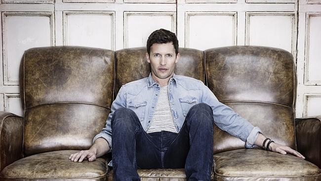 No haters ... James Blunt has a unique and hilarious way of dealing with Twitter trolls. 