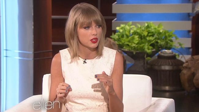Taylor Swift is terrified of sea urchins. Just shake it off, Taylor.