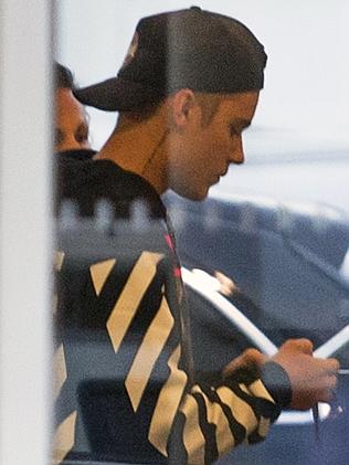 Justin Bieber arrives in Sydney. Picture: Splash